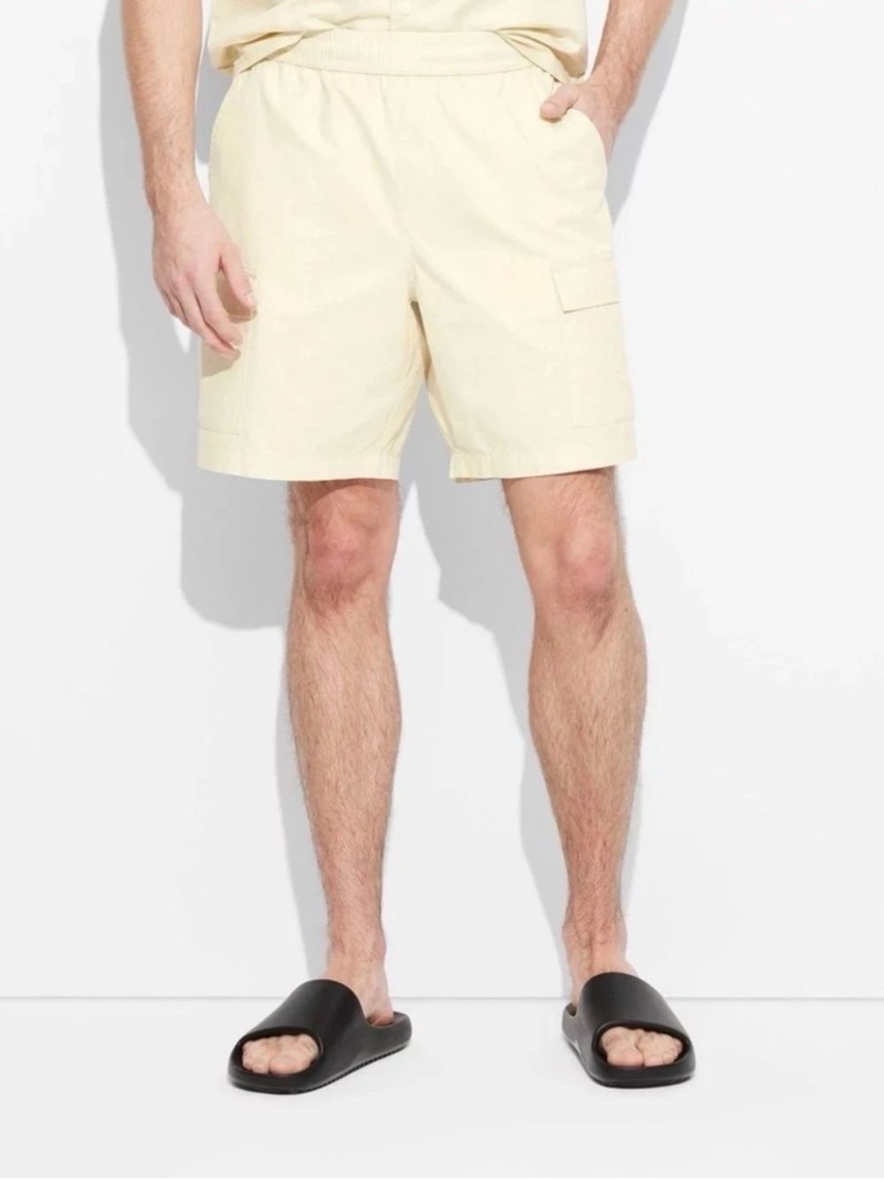 Original Use Cream 8" Utility Cargo Shorts Pull On Men's Stretch
XL
New with Tag